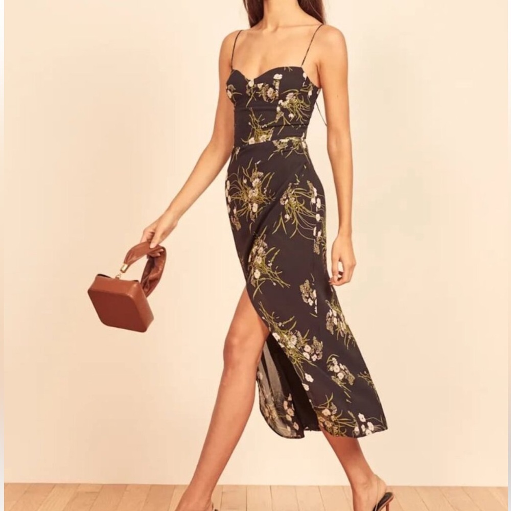 NWOT Reformation Kourtney Dress in Black Veuve Floral - Picture 8 of 10